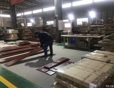 天籟和我一起參觀家具工廠
